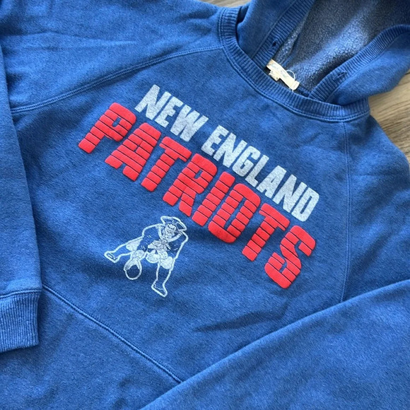 Soft Junk Food New England Patriots Retro Hoodie Size Medium - Picture 2 of 7
